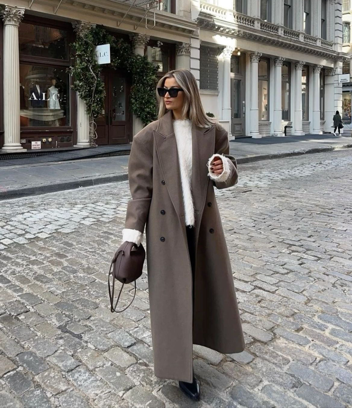 Aukje | Oversized lange mantel voor dames - Bruin