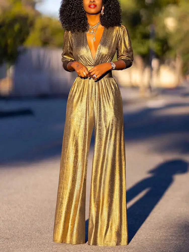 Jet | Glanzende jumpsuit voor dames met V-hals - Goud