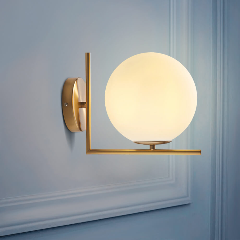 Joost | Messing wandlamp met glazen bol - foto 1