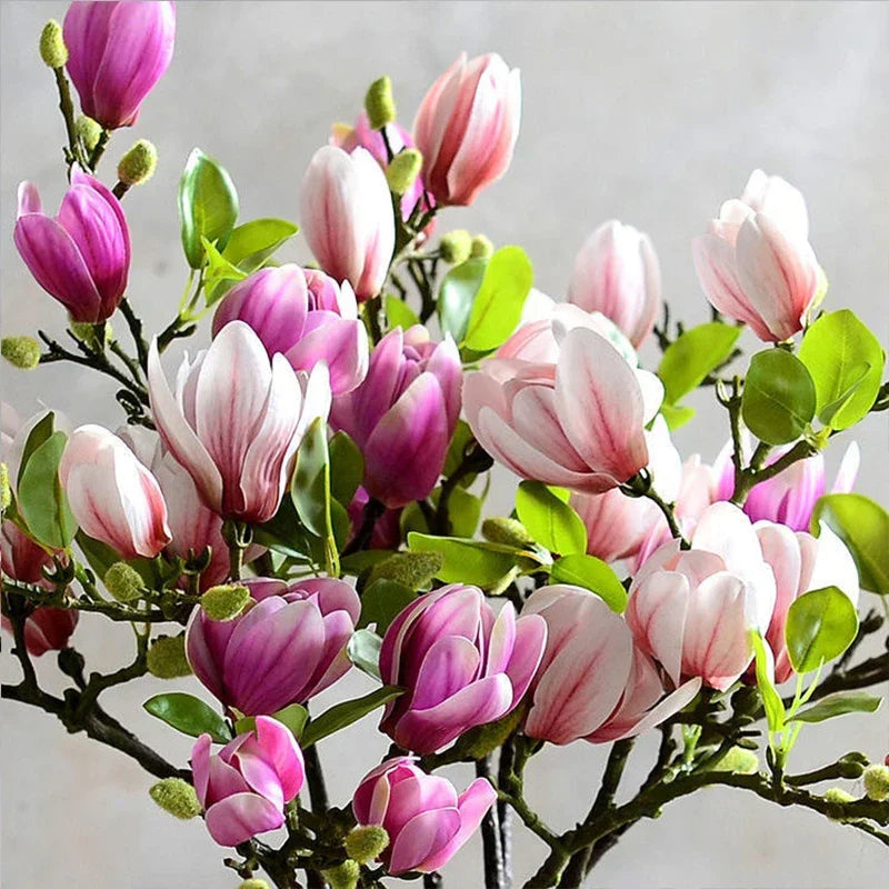 Loek | Kunsttak met magnolia bloemen - foto 5