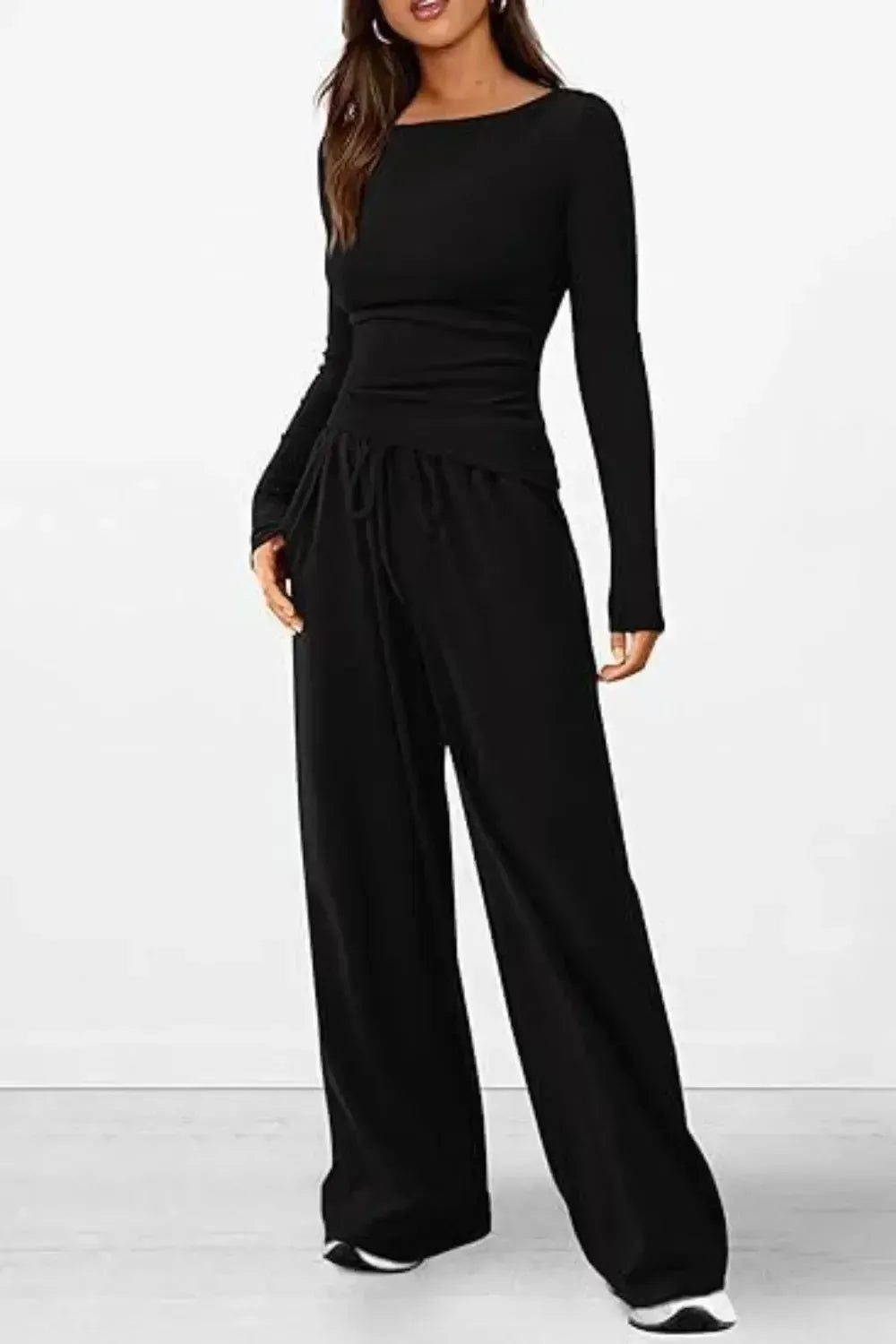 loungewear set. lounge set. pyjama set. tweedelige set. zwart