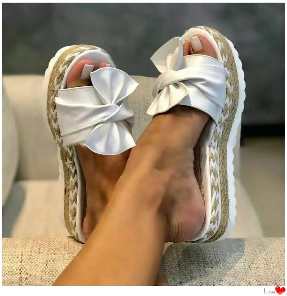 Bionda - Stijlvolle en Elegante Slippers met Plateauzolen voor Dames
