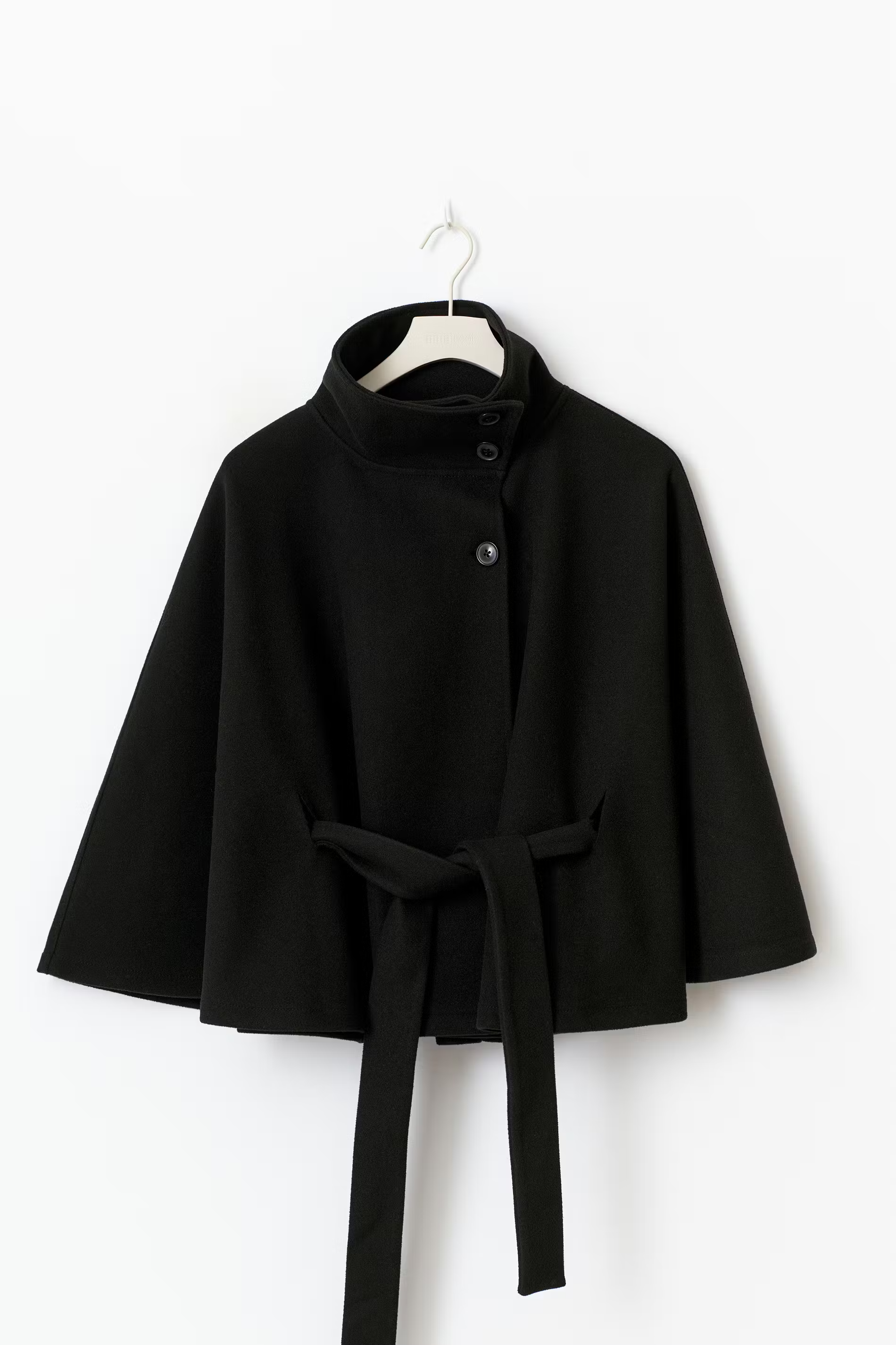 Nora | Cape jas dames met hoge kraag - Zwart
