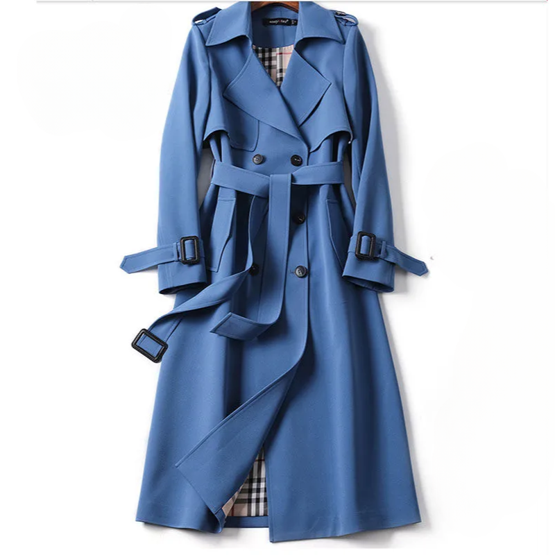Lange trenchcoat met dubbele rij knopen en riem – elegante damesstijl