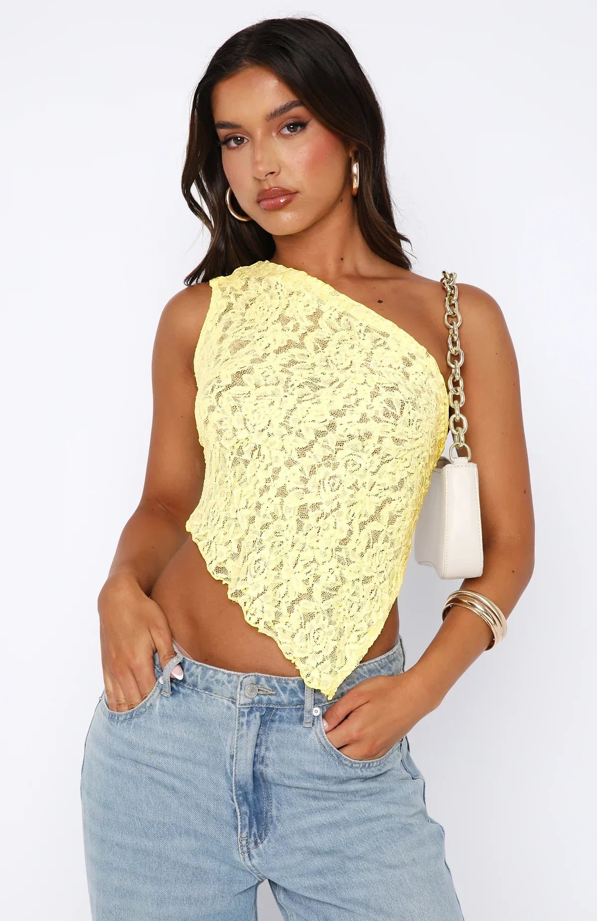 Sara - Elegante Lace Top met One-Shoulder