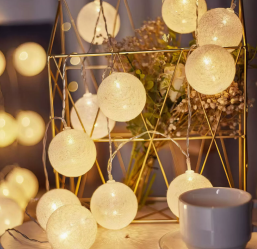 Navando | Guirlande Lumineuse Décorative avec Boules Douces