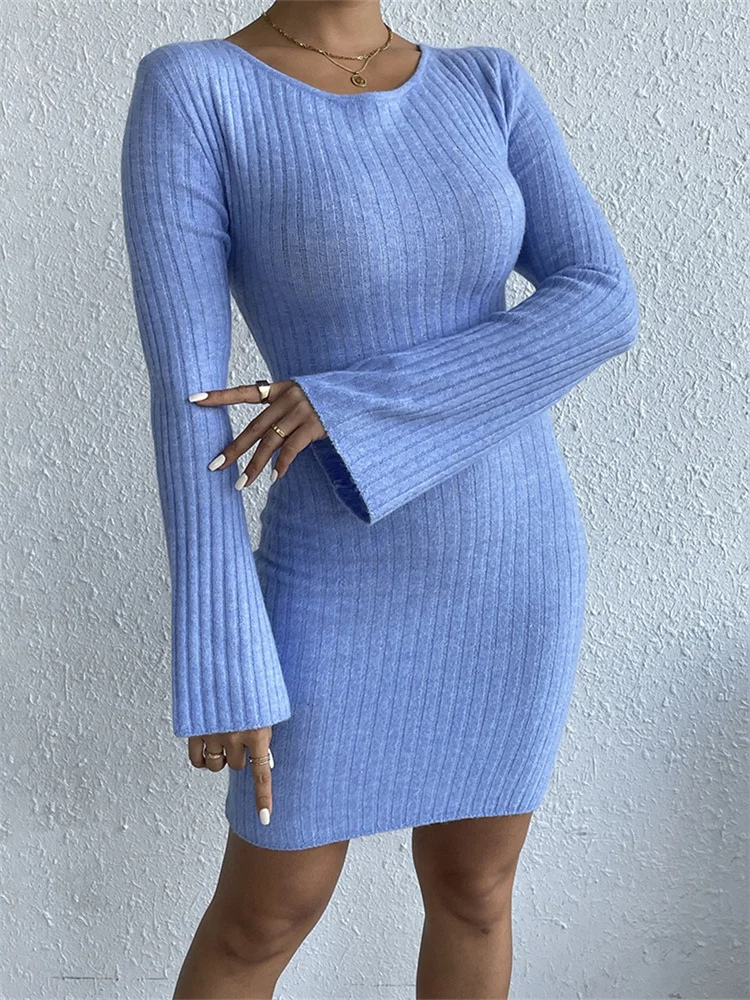 Margot - Aansluitende Gebreide Jurk met Uitlopende Mouwen