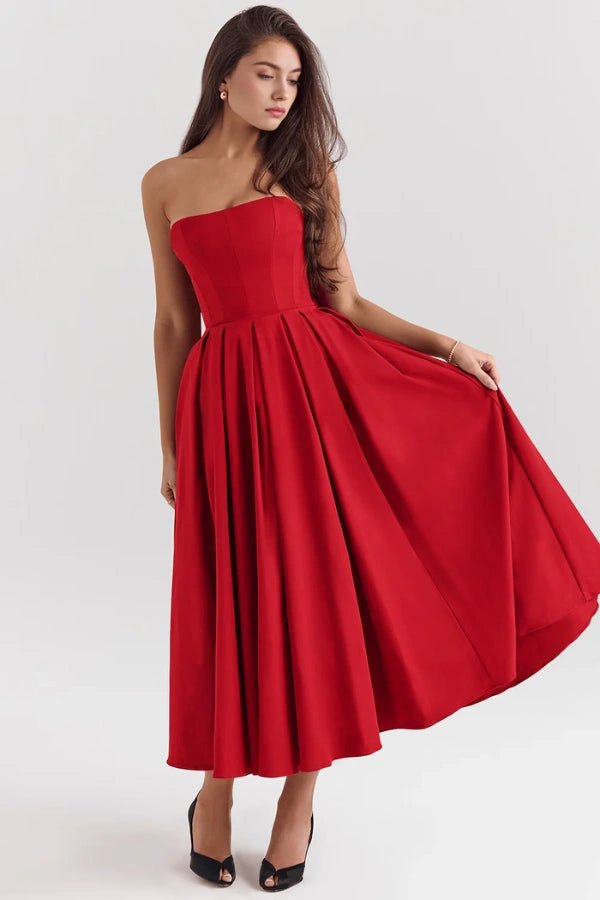 Aneri | Strapless midi jurk met korset en geplooide rok 11