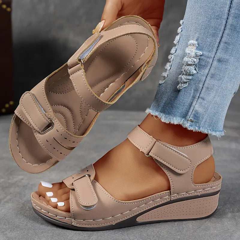 Casual Sleehak Sandalen | Navando