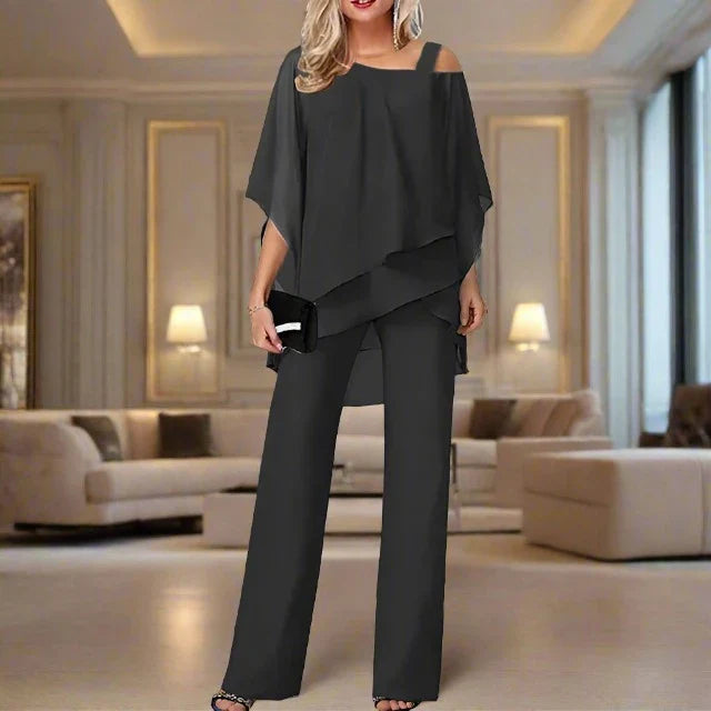 Chiffonset | Losse pasvorm met asymmetrische top en rechte broek 0