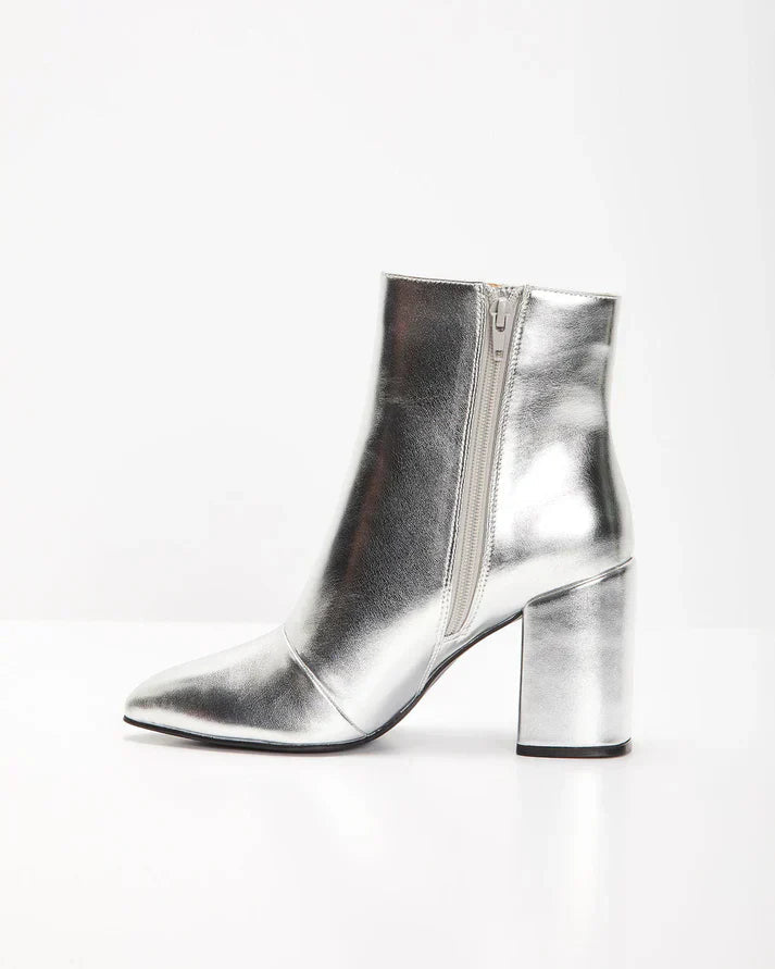 Dames enkellaarsjes met metallic look | Zilveren blokhak 3