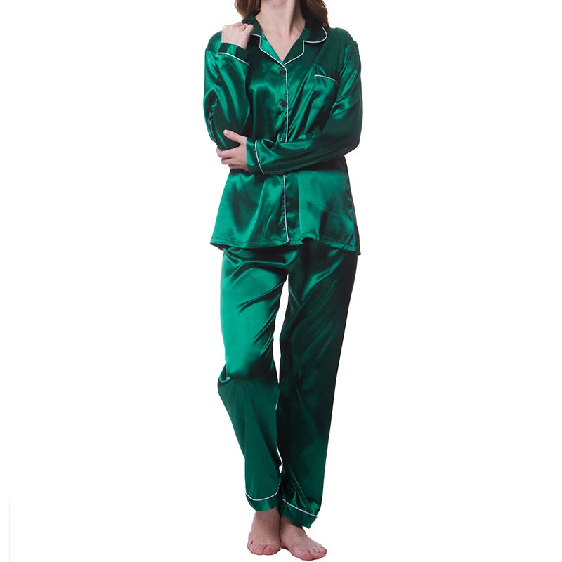 Eenvoudige satijnen pyjamaset | 2-delig loungewear 9