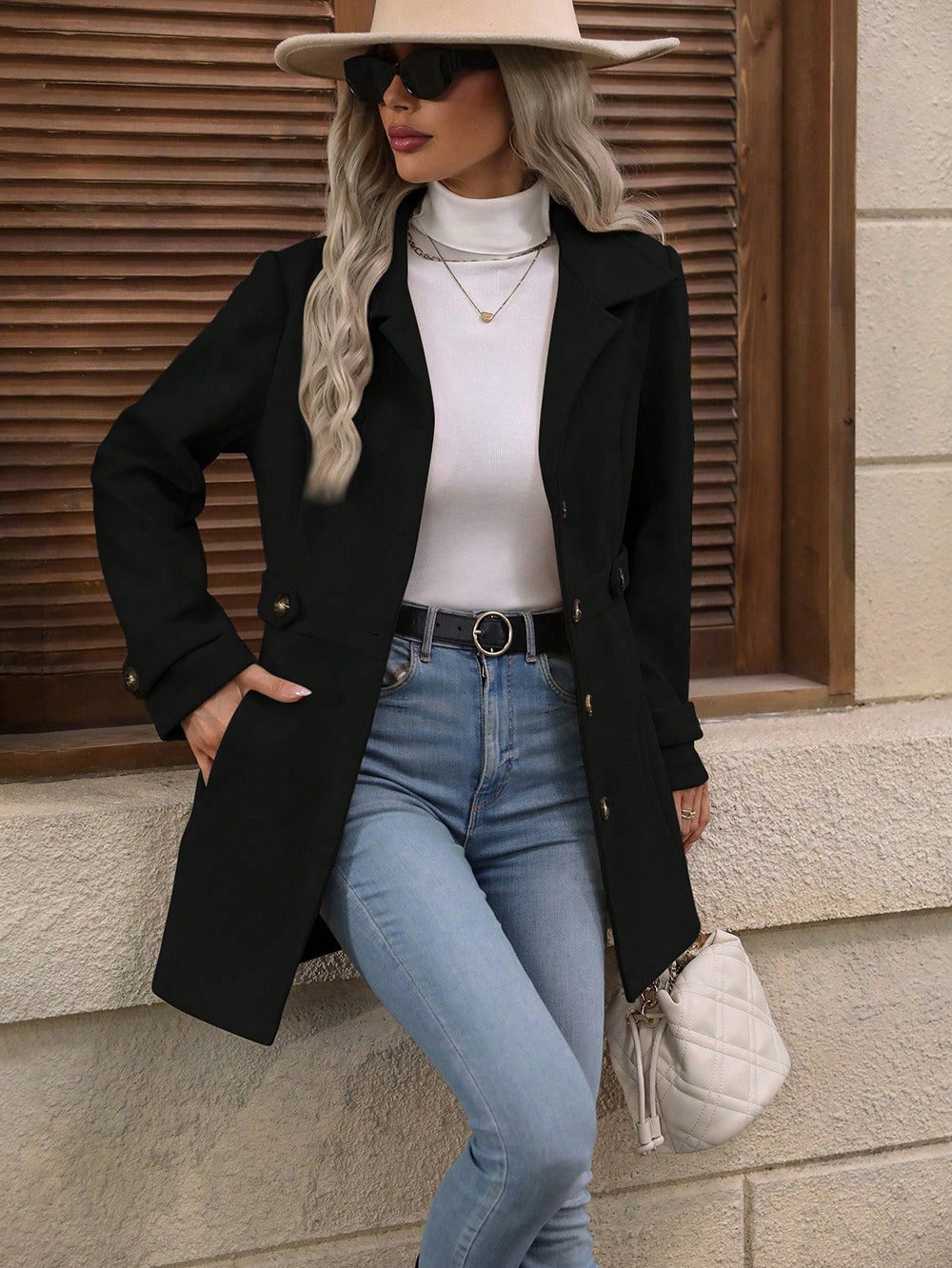 Elegante Getailleerde Trenchcoat | Navando