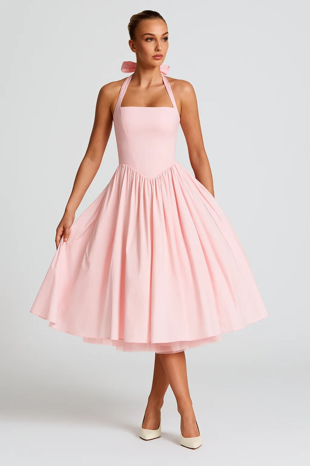 Elegante Halterjurk Met Wijde Rok | Navando