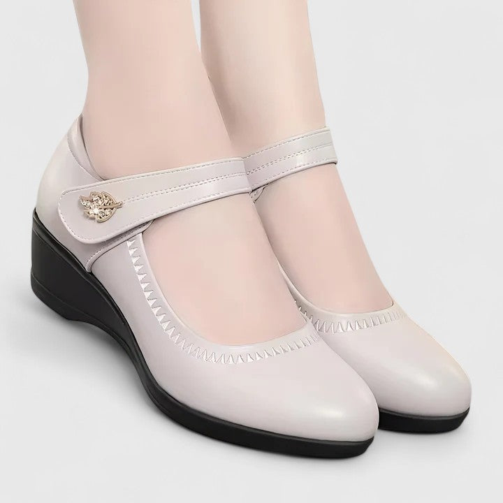 Elegante Sleehak Met Bandje | Navando