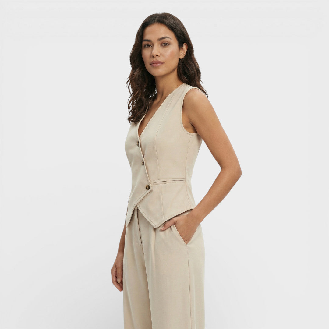 Elegante | Aansluitend mouwloos vest met wijde broek | Tweedelige set dames 1