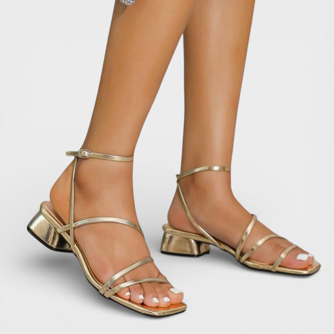 Elegante | Dikke hak sandalen 0