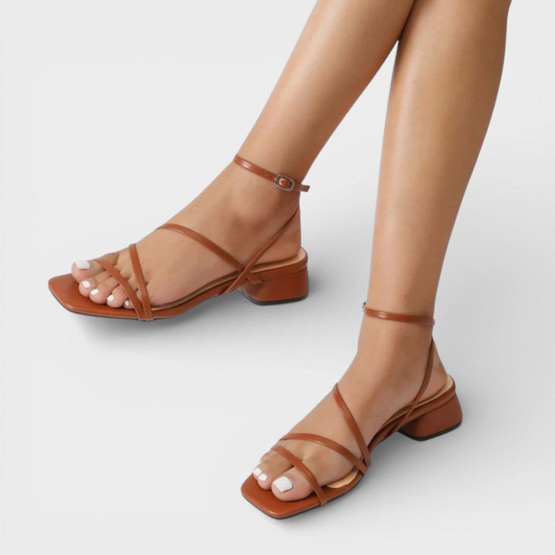 Elegante | Dikke hak sandalen 8