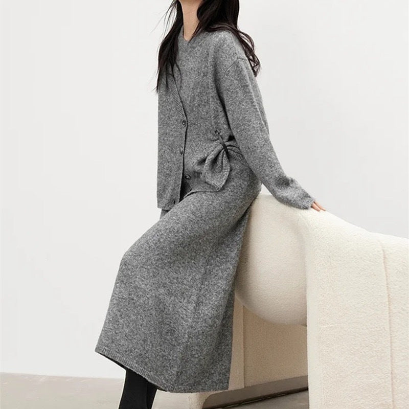 Gebreide damesjurken | Tweedelig ontwerp met knoopaccenten 4