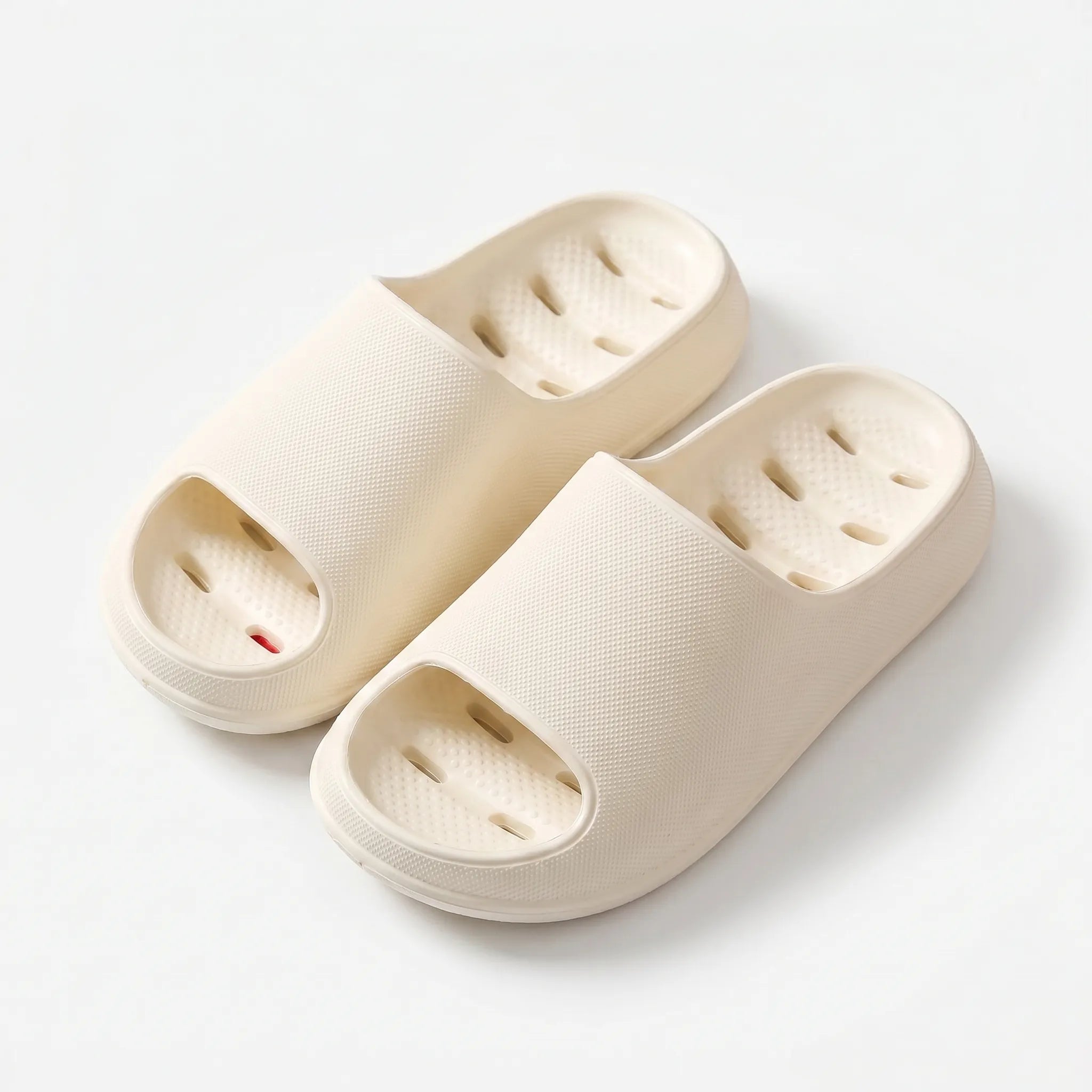 Geperforeerde Badslippers Met Antislipzool | Navando 