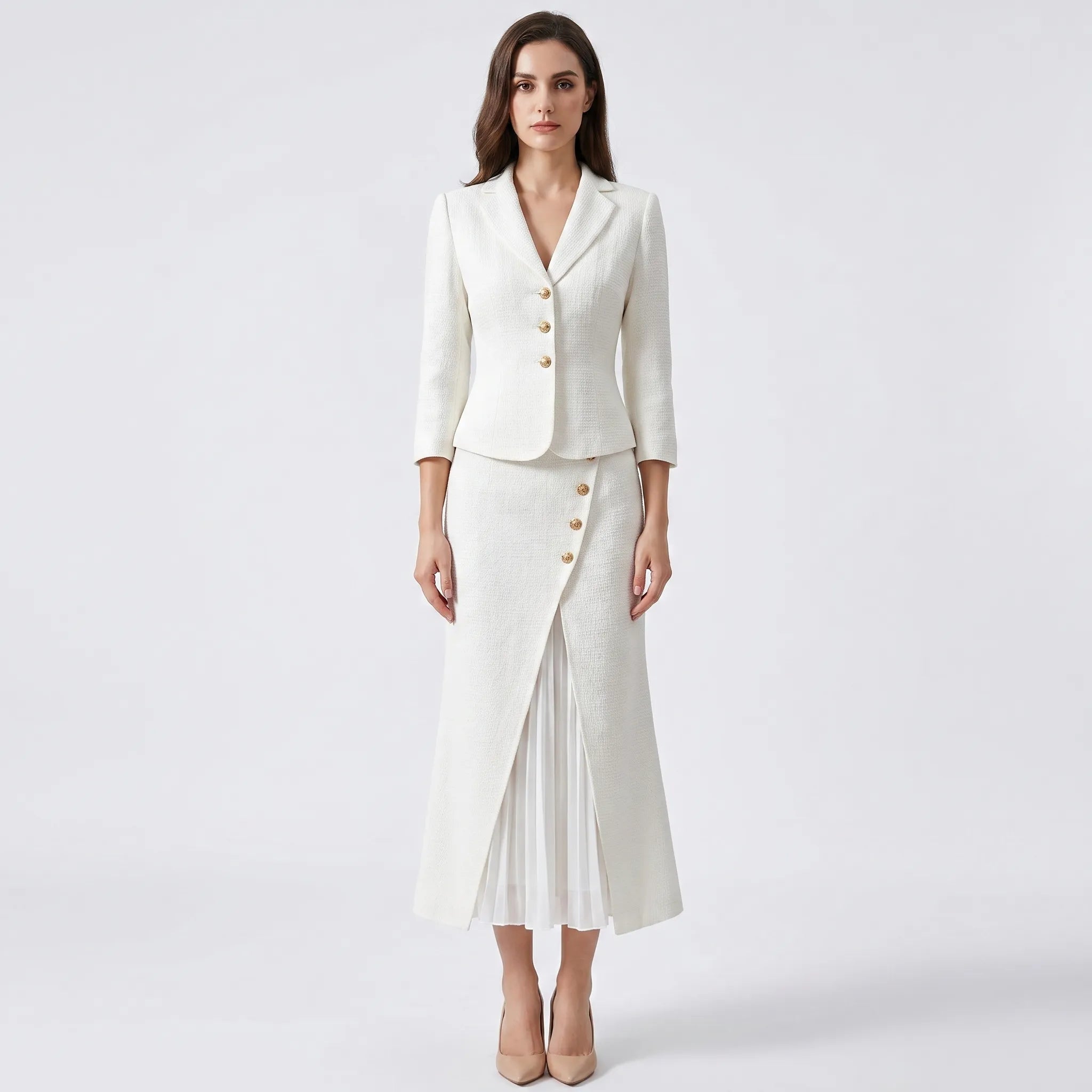 Getailleerde Blazer Met Peplumtaille En Goudkleurige Knopen | Navando 