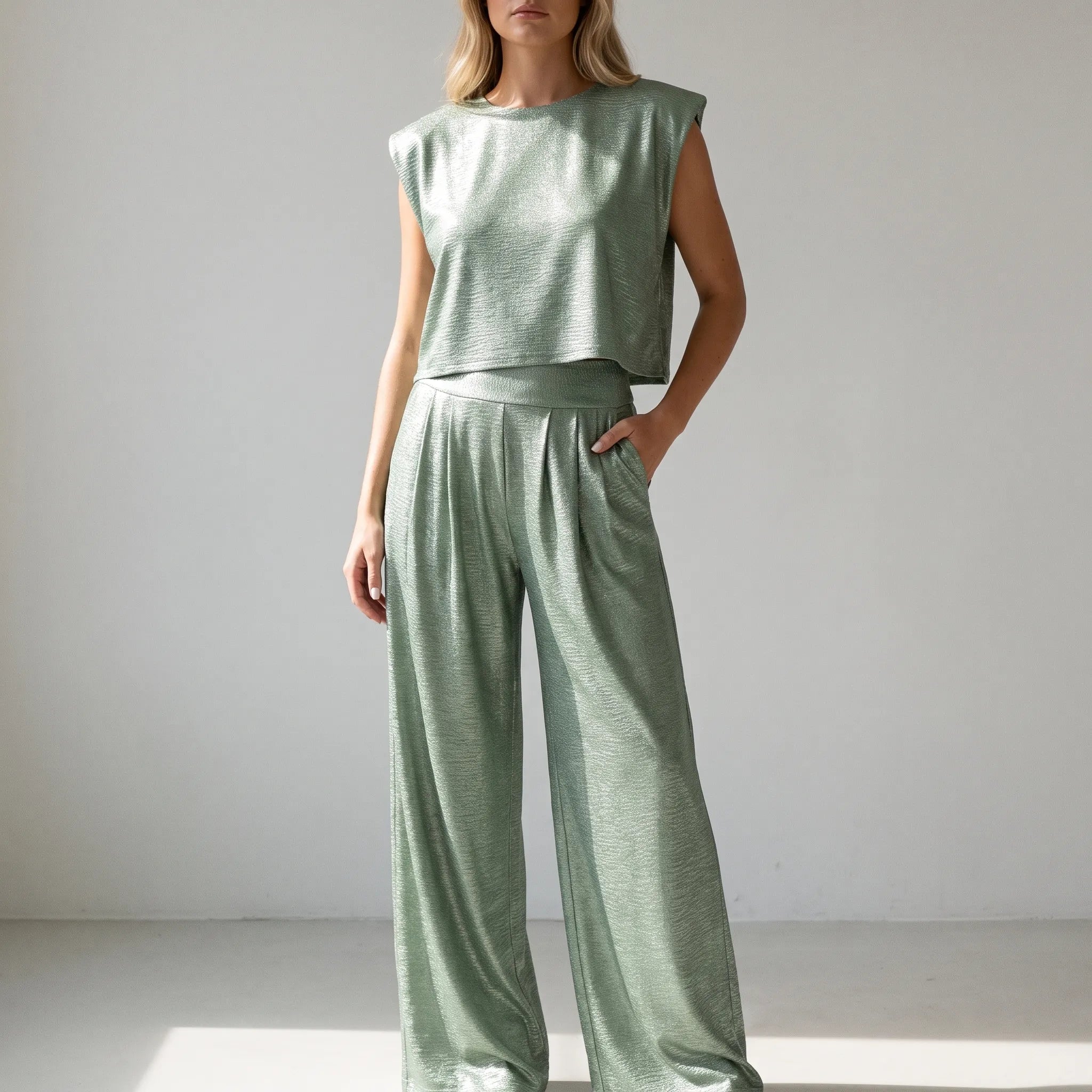 Glanzende Tweedelige Set Voor Dames | Navando 