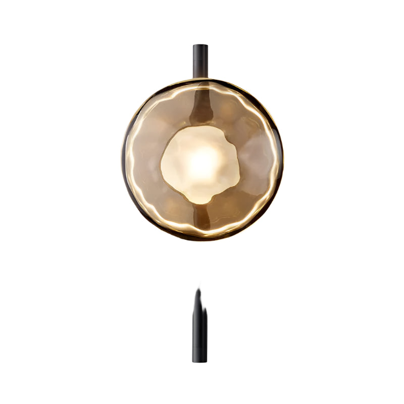 Hugbel | Mondgeblazen glas wandlamp met aluminium frame 9