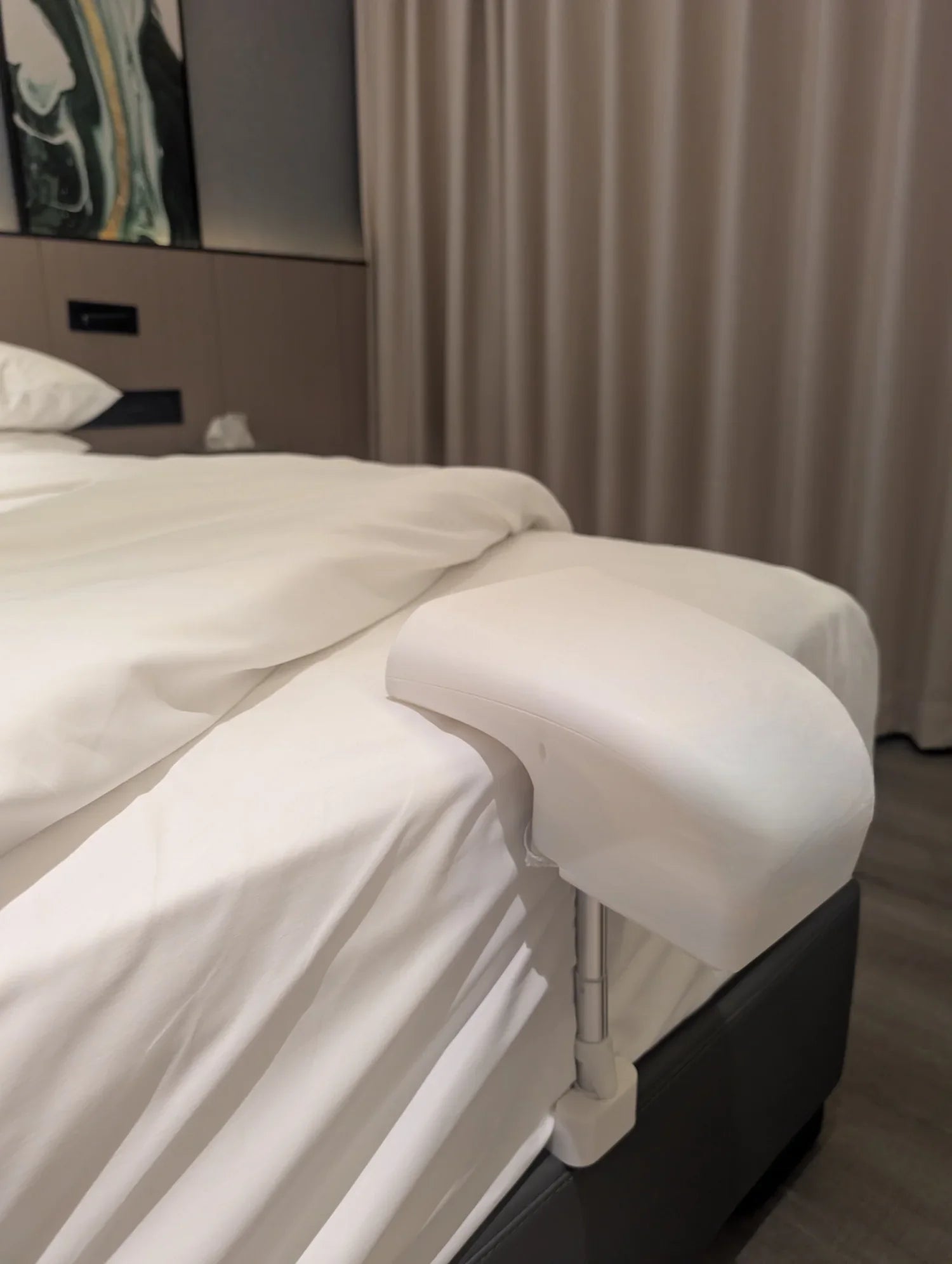 In Hoogte Verstelbare Witte Bedventilator | Navando 