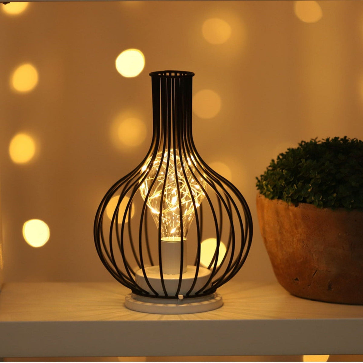 Jaelynn | Moderne Industriële Tafellamp Met Open Frame