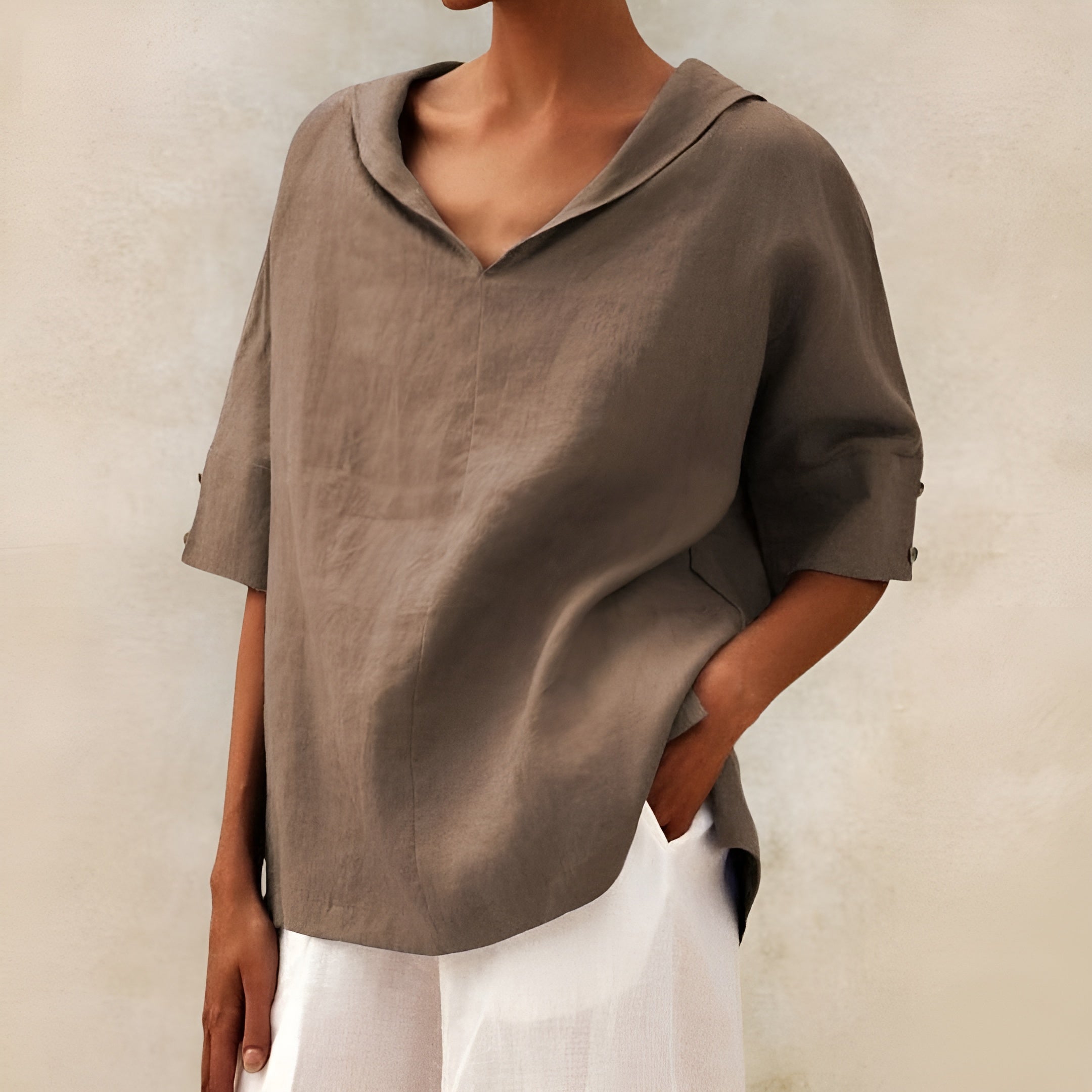 Luchtige Damesblouse Met V-Hals | Navando