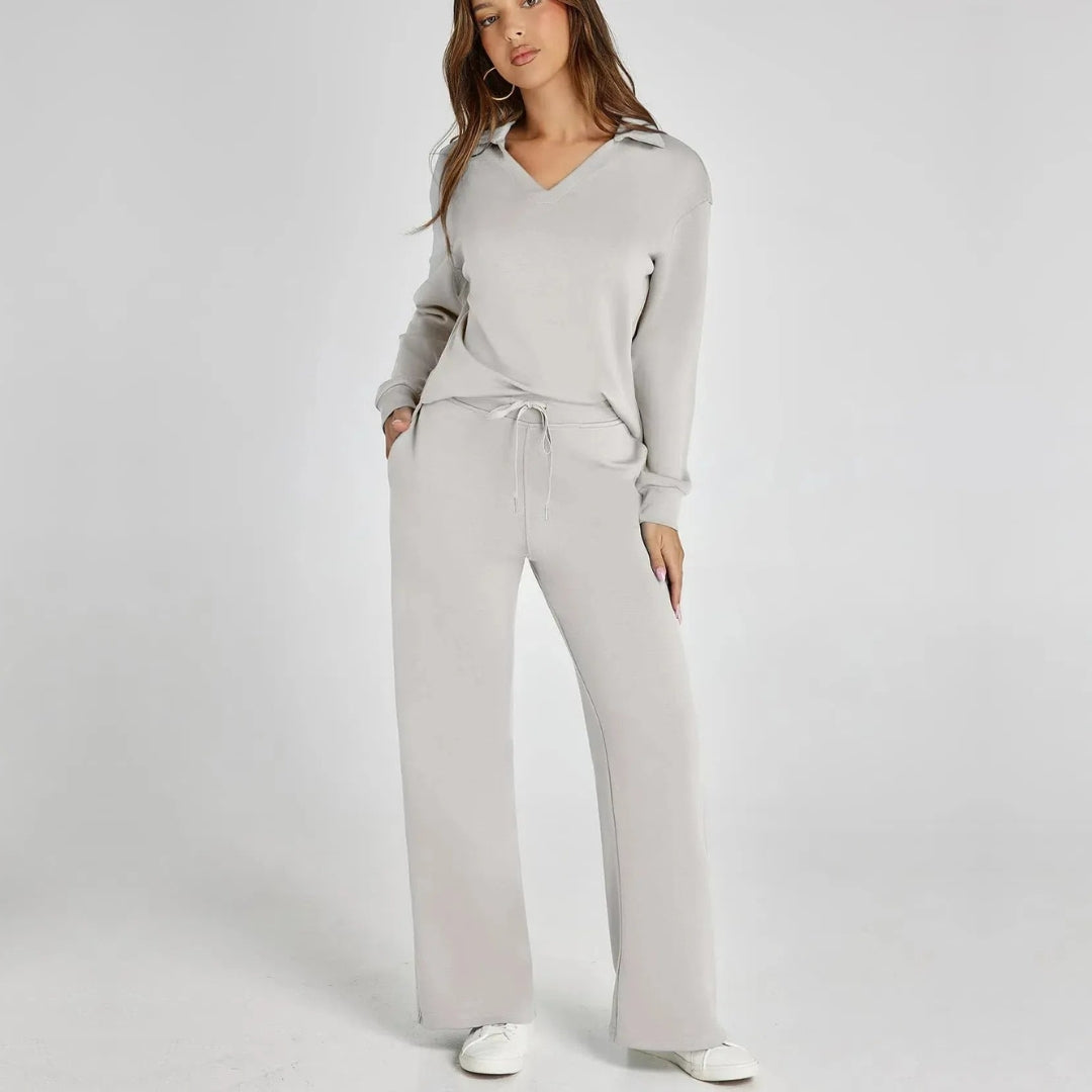 Luxe loungewear set | V-hals top en wijde broek 4