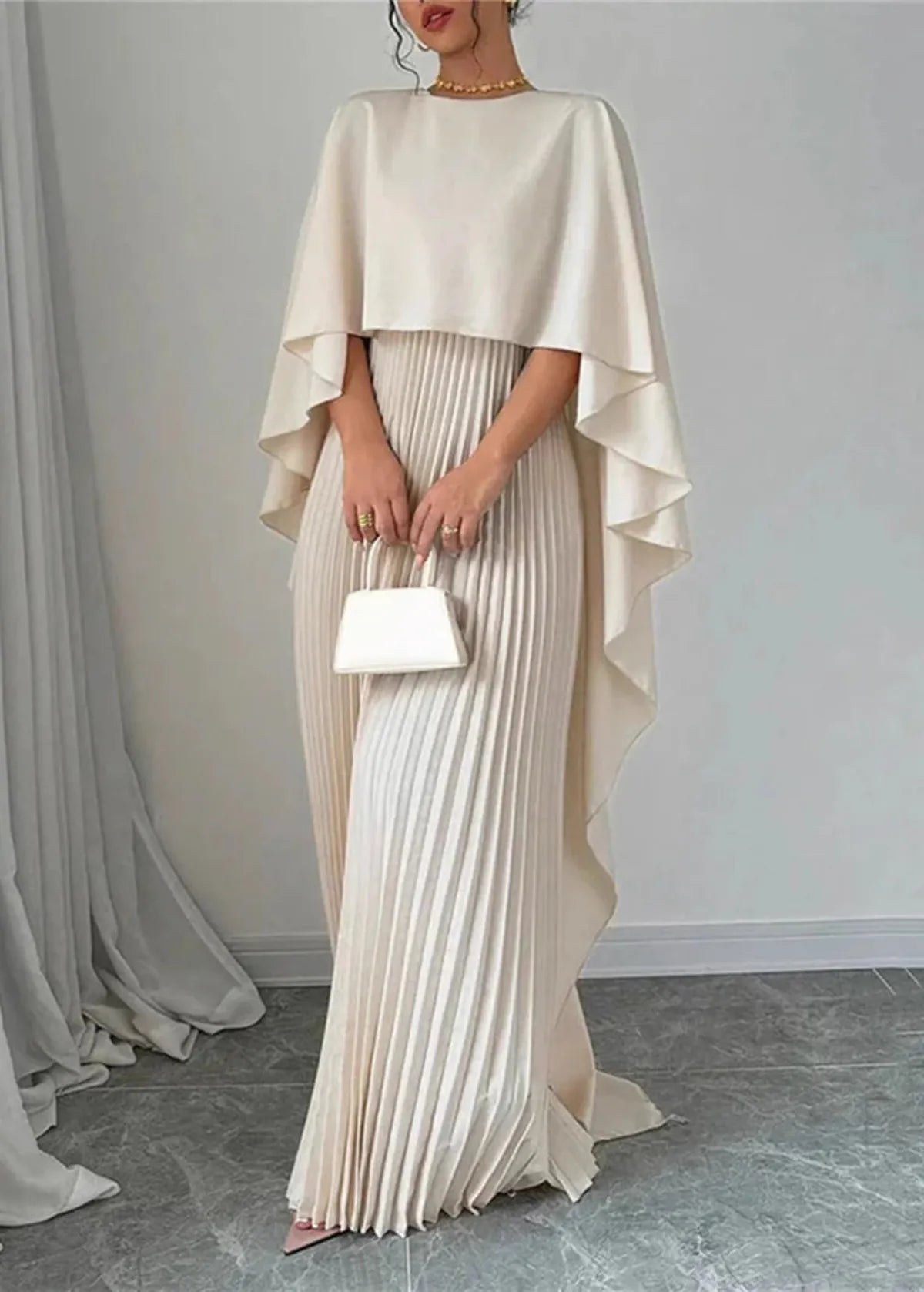 Maxi-Jurk Met Cape | Navando
