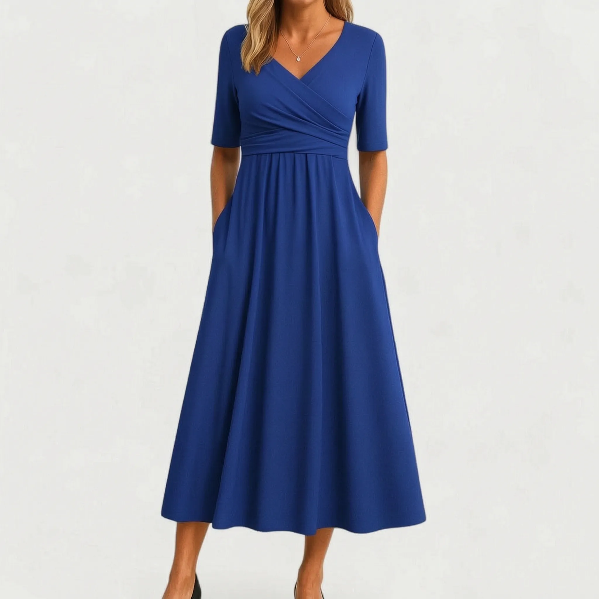Midi-Jurk Met Elegante Wikkelhalslijn | Navando 