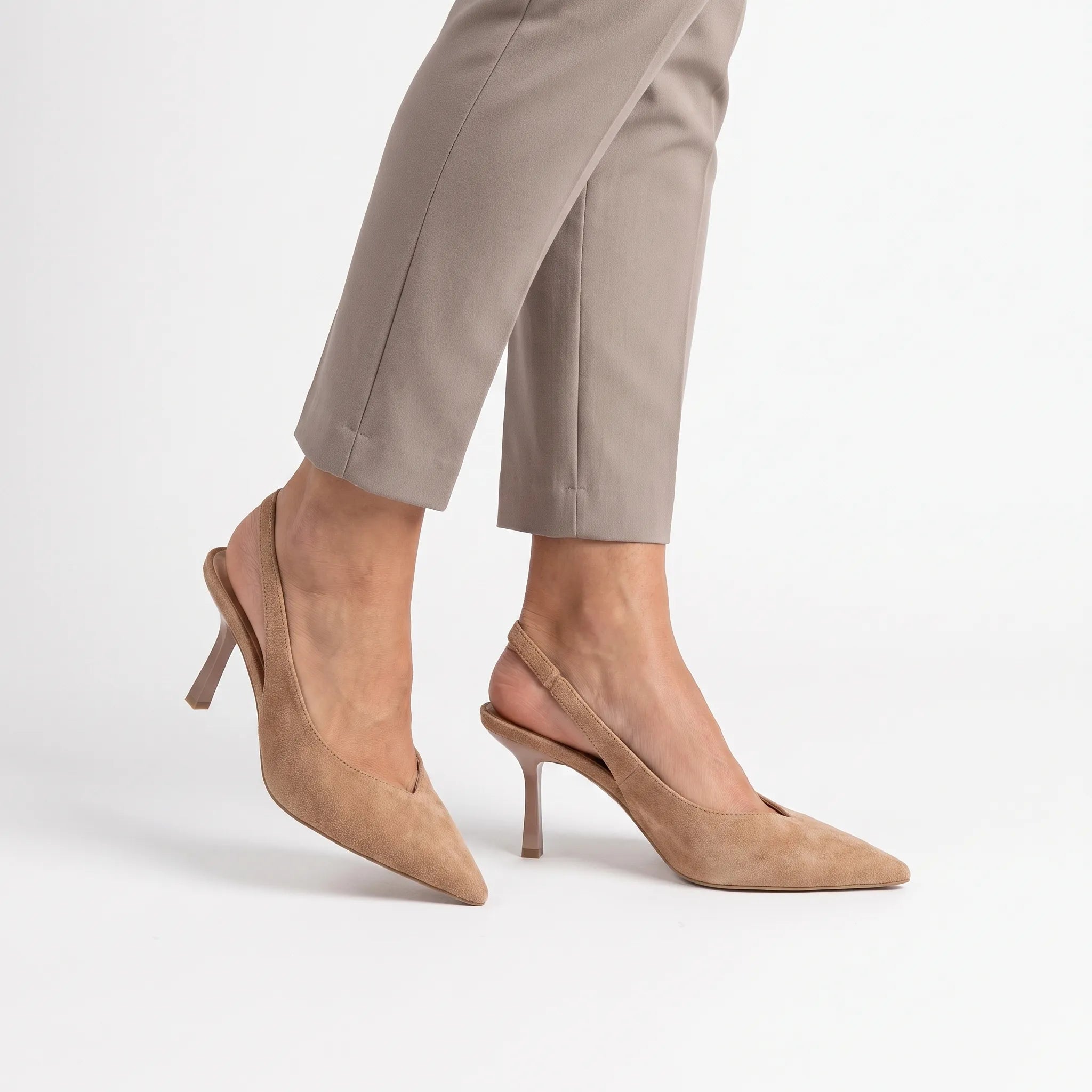 Minimalistische Hakschoenen Met Lage Hak | Navando 