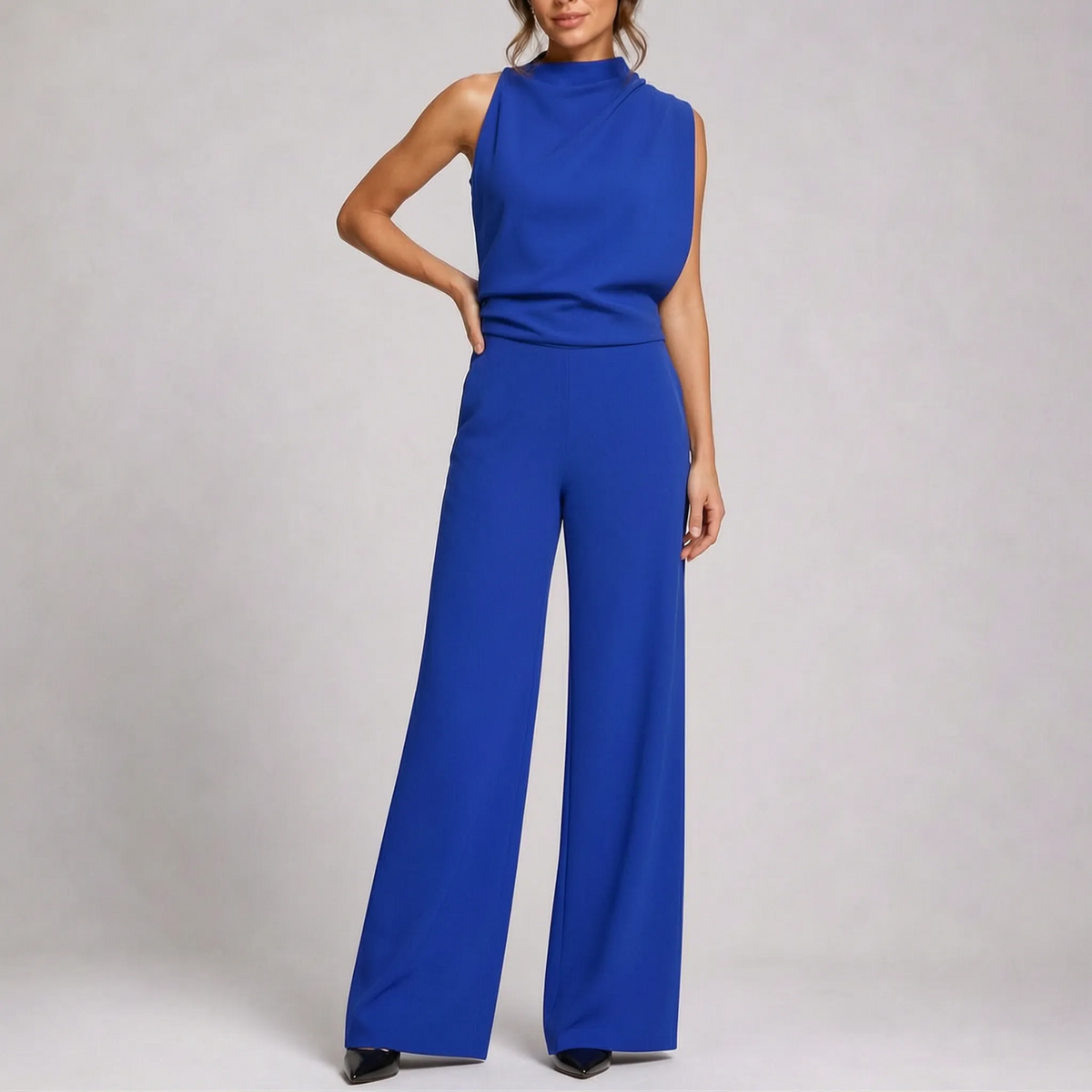 Mouwloze Jumpsuit Met Geaccentueerde Taille En Wijde Pijpen