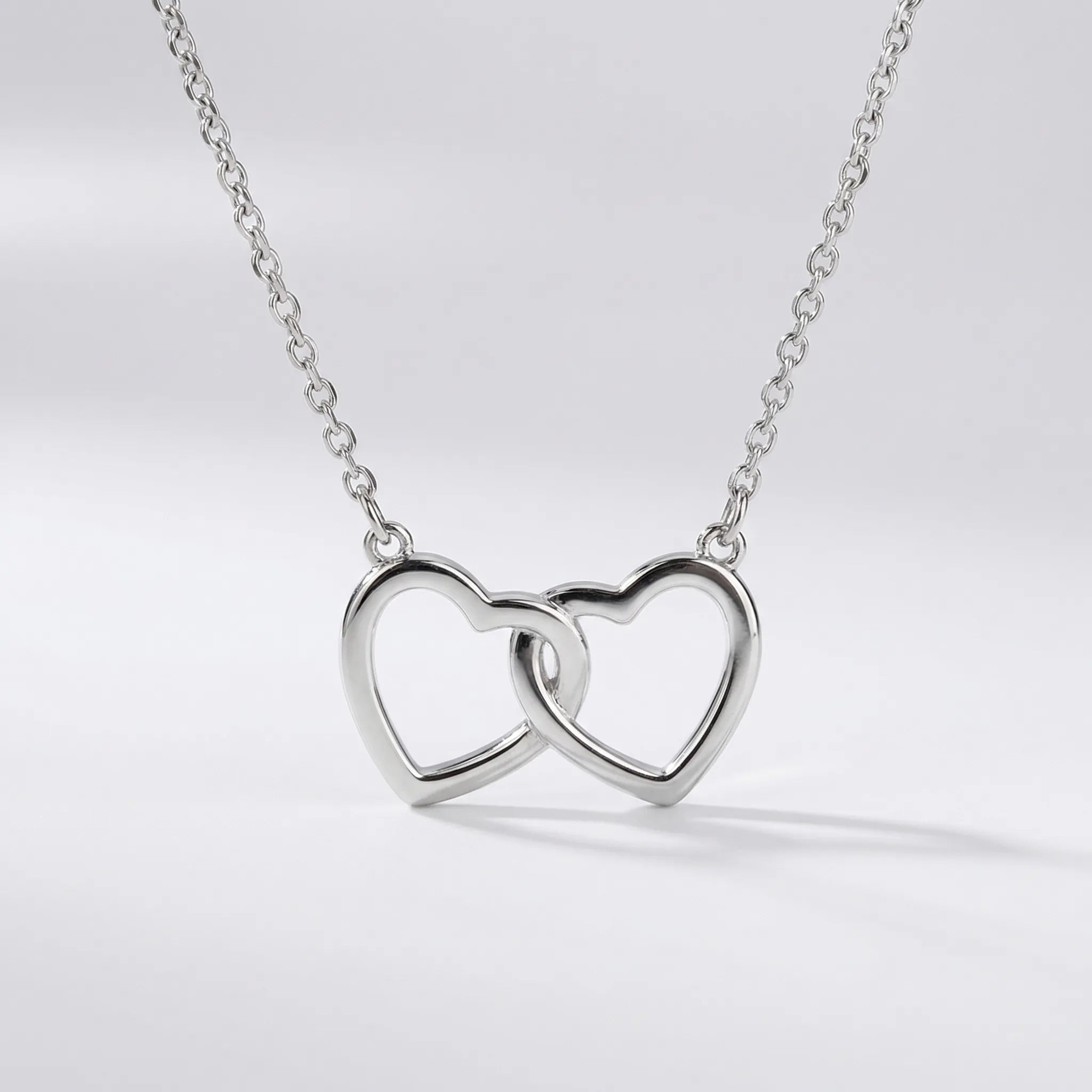 Navando | Decoratieve Beerfiguur Met Roos En Ketting