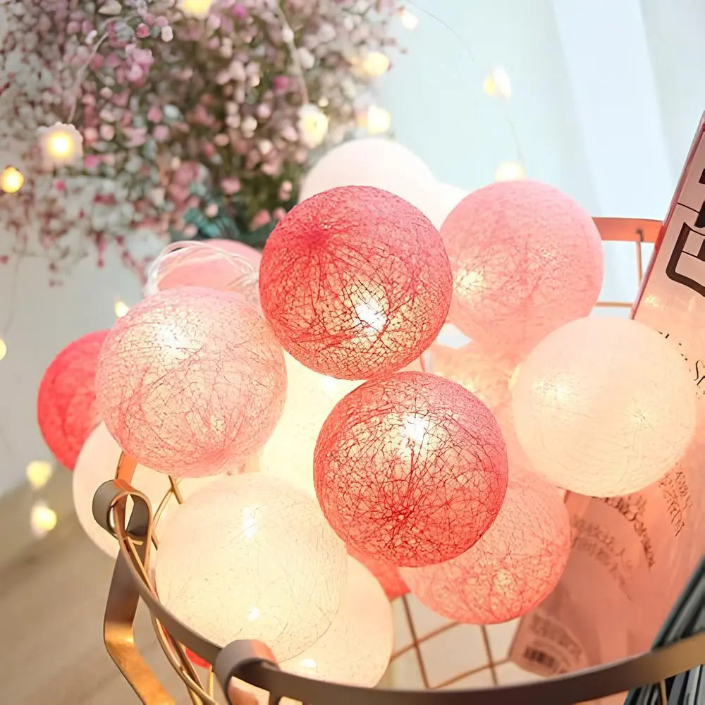 Navando | Decoratieve Lichtslinger Met Zachte Bolletjes