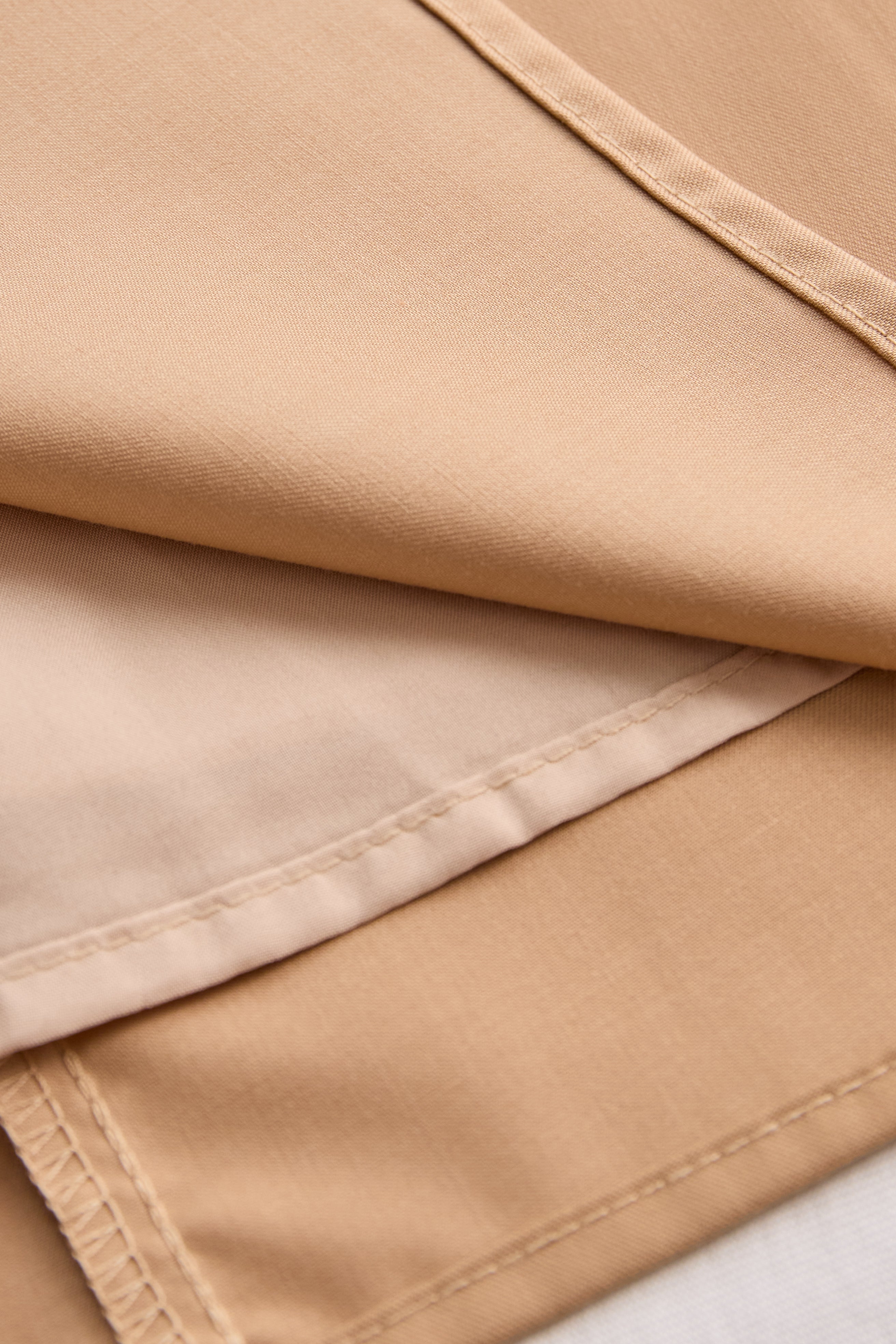 Navando | Mouwloze Halter Blouse Met Strikdetail