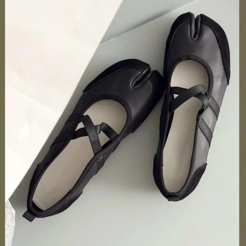 Navando | Platte Ballerina Met Gespleten Teen