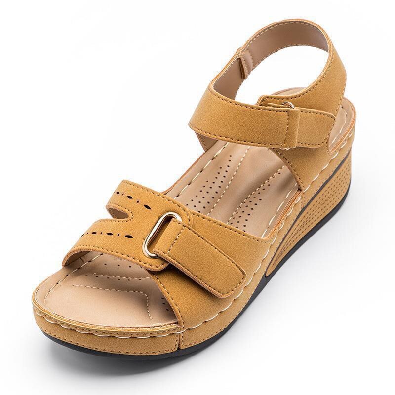 Navando | Sandaal Met Sleehak En Klittenbandsluiting