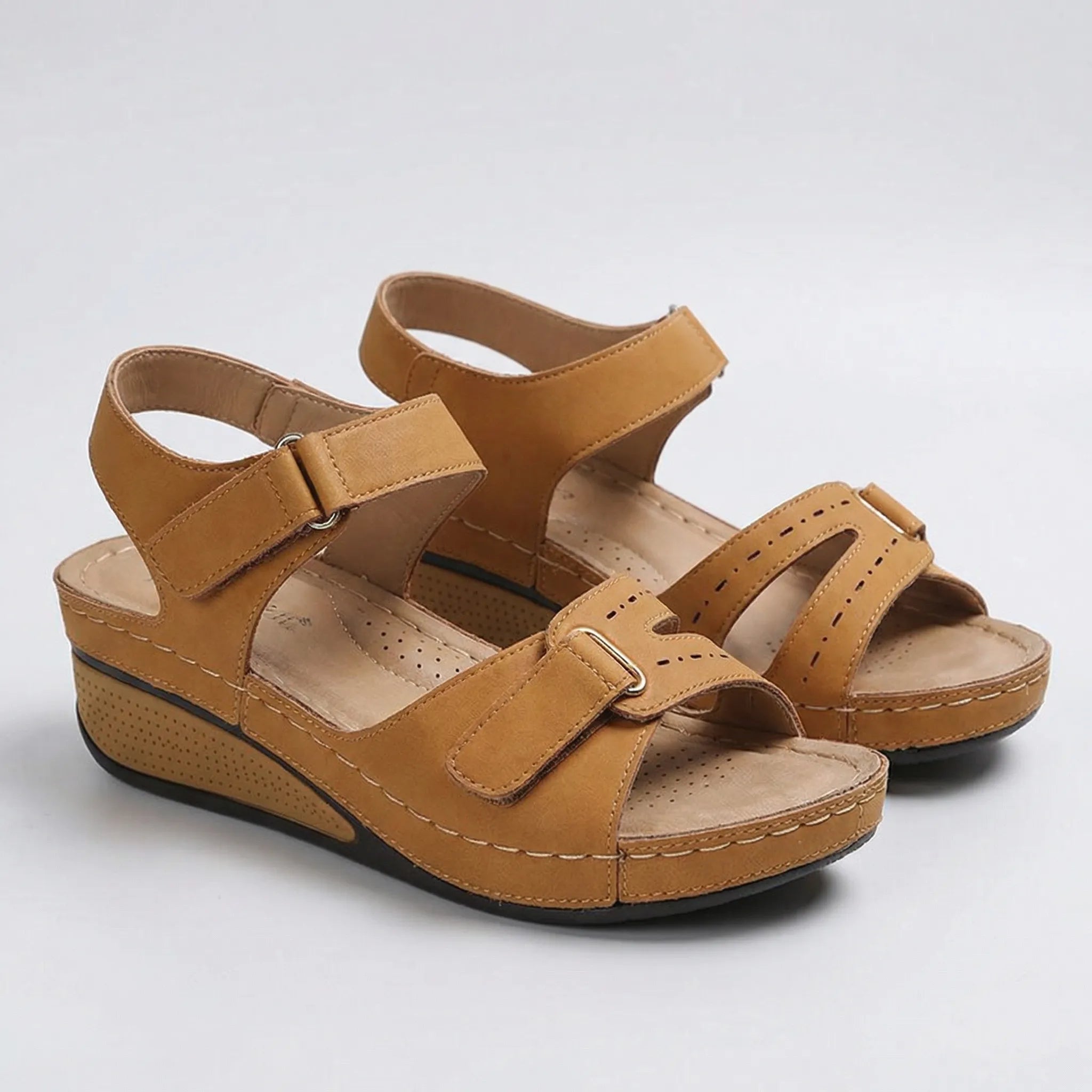 Navando | Sandaal Met Sleehak En Klittenbandsluiting