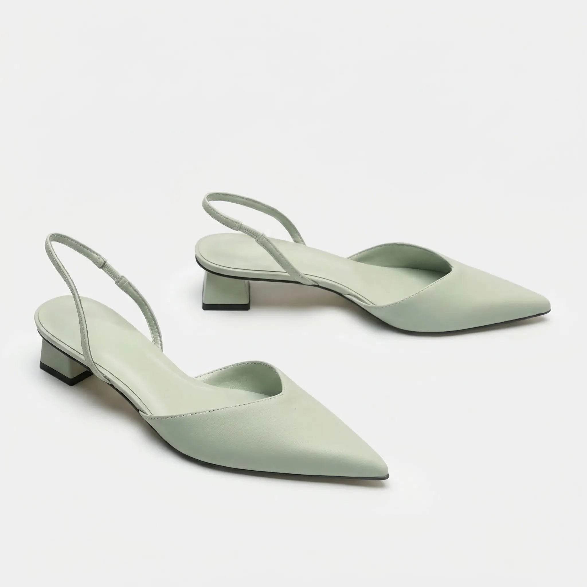Navando | Spitse Slingback Met Blokhak