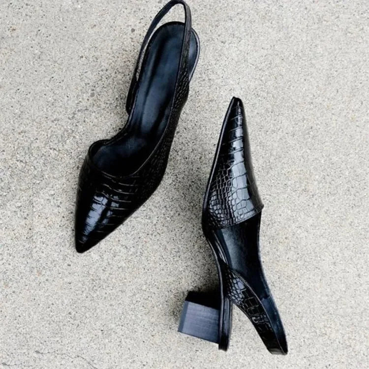 Navando | Spitse Slingback Pump Met Blokhak