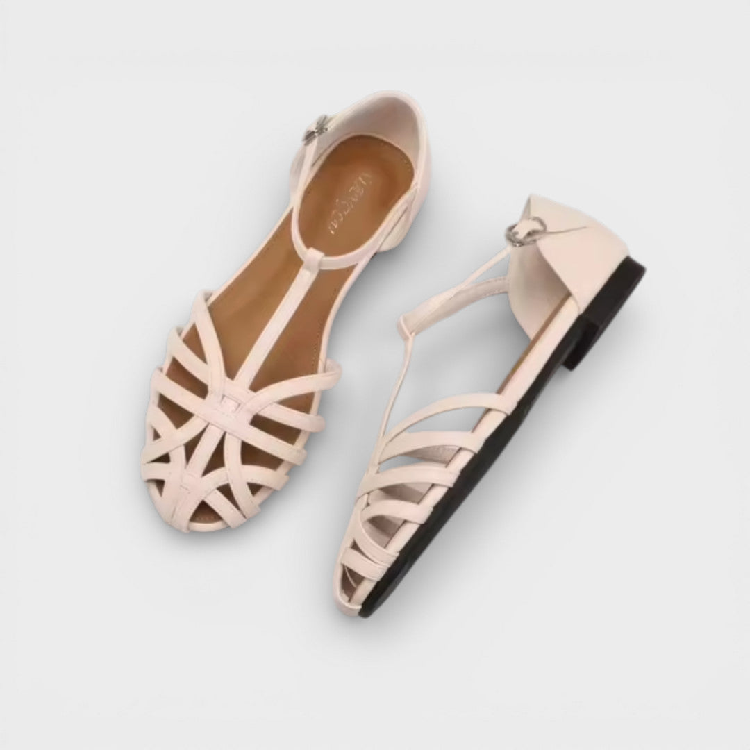Onbekend | Gekruiste bandjes platte sandalen 8