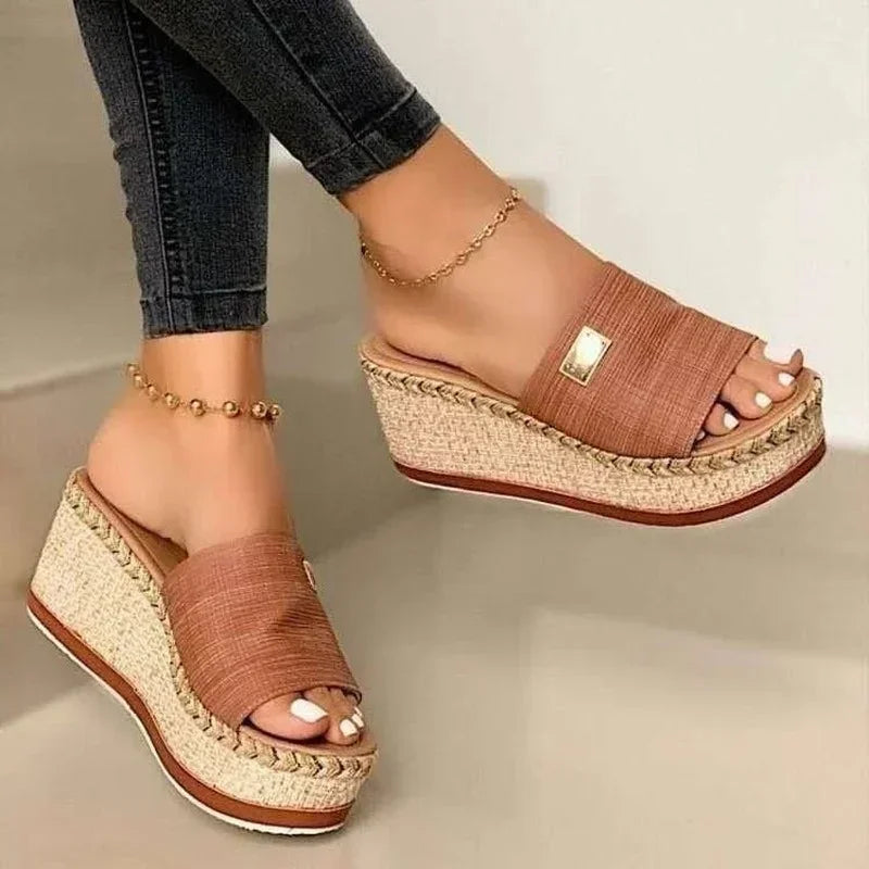 Open Instapsandalen Met Plateauzool | Navando 