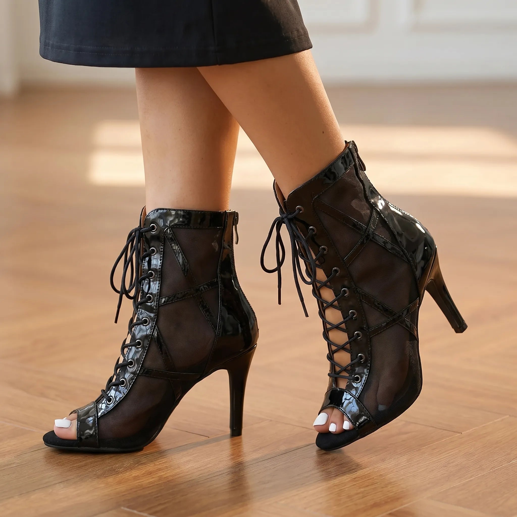 Open Neus Stiletto Met Vetersluiting | Navando 