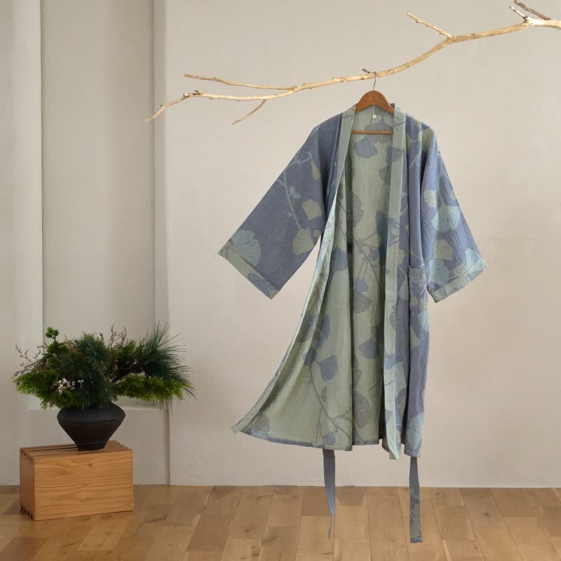 Ownkoti | Biologisch katoenen kimono-jas met ginkgomotief 0