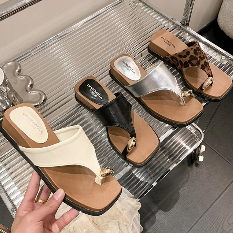 Platform Teenslippers Met Dikke Zool | Navando 