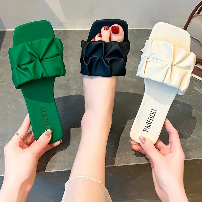 Platte Instapslippers Met Geplooide Band | Navando 