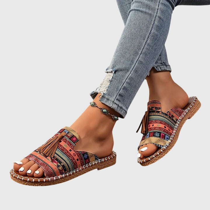 Platte Sandalen Met Boho Print | Navando